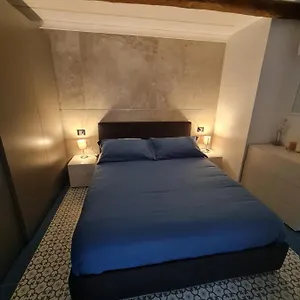 Chiaja Lux House Nápoles